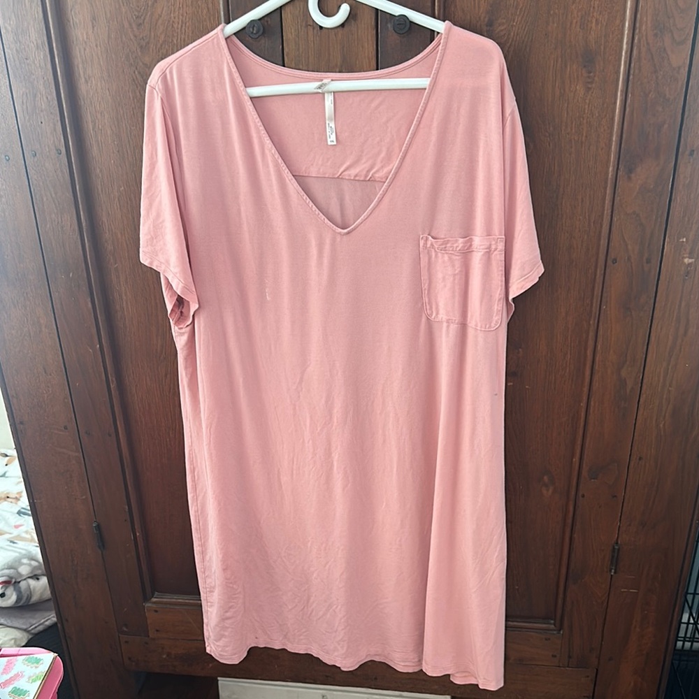 Women's Pink V-Neck Soma Nightgown